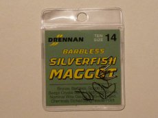Drennan Barbless Silverfish Maggot maat 14 Drennan Barbless Silverfish Maggot maat 14